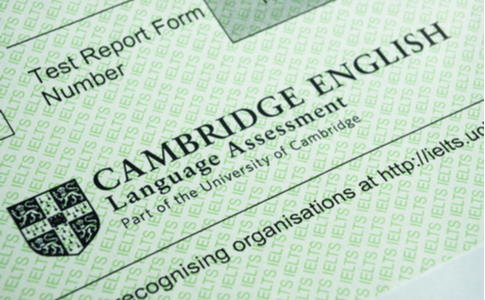 Englisch Zertifikate Im Vergleich Cambridge Toefl Oder Ielts